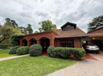 DMS-DMS-4372_2 · Casa en Venta Parque Leloir Lote 1600 Oportunidad