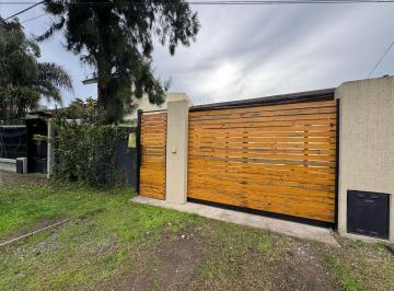 DMS-DMS-4449_2 · Casa 3 Ambientes. | Julian Balbin Al 2000