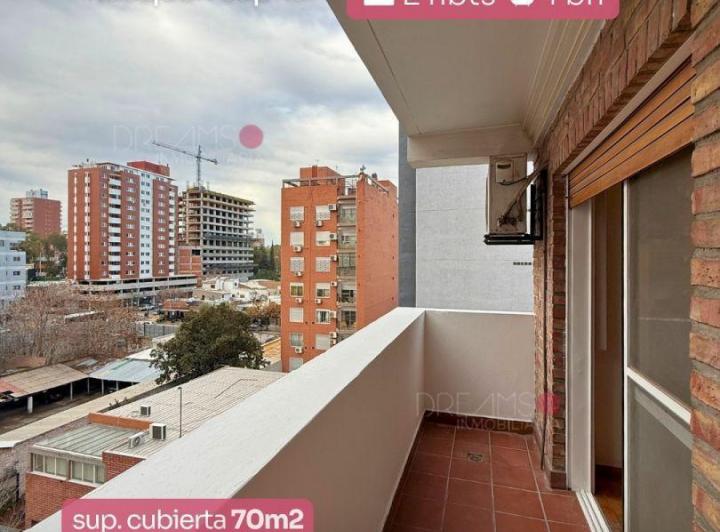 Departamento · 70m² · 2 Dormitorios · 1 Cochera