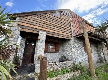 Casa · 269m² · 4 Ambientes · 4 Cocheras · Venta Complejo Frente Al Mar Chapadmalal - Casa 5 Amb + 2 Cabañas