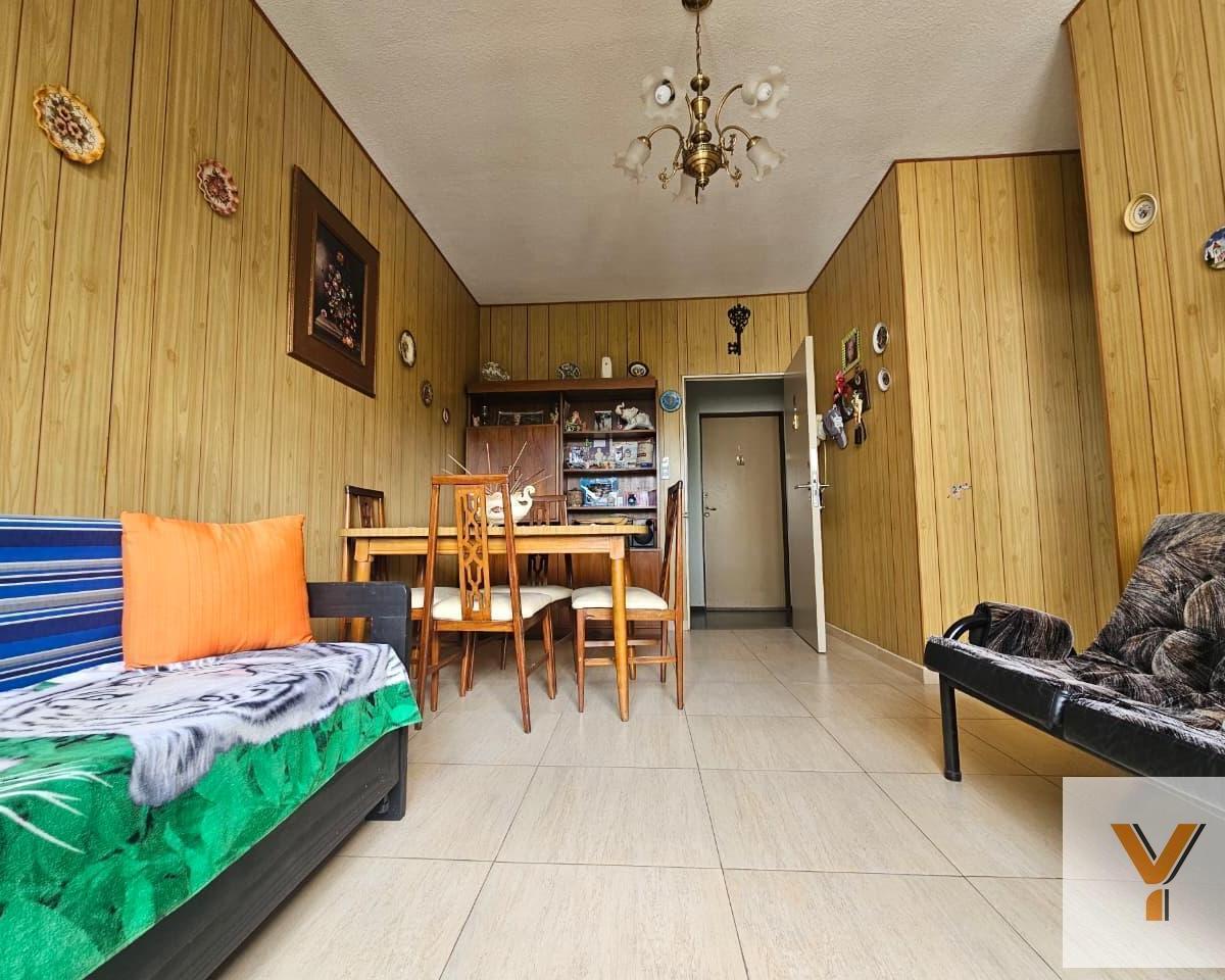 Departamento 2 dorm, 60m² con cochera — Tucumán entre Av. Colón y Almirante Brown