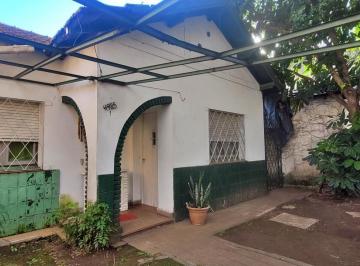 Casa · 100m² · 3 Ambientes · Casa a La Venta con Jardín y Parque en Munro