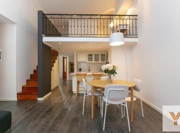 Departamento · 95m² · 3 Ambientes · Dúplex en Alquiler - 2 Dorm. 2 Baños - Monserrat