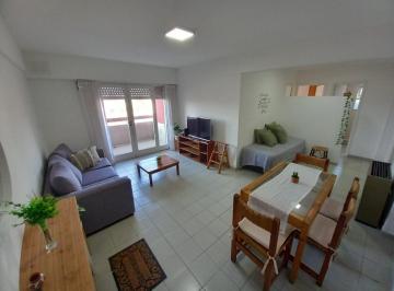 Departamento · 46m² · 3 Ambientes · 1 Cochera · Alquiler por 12 Meses - 3amb - 3° Piso por Escalera - Sin Muebles - Estrada y Tejedor
