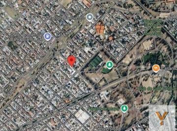 Casa · 300m² · 6 Ambientes · 2 Cocheras · Casa en Venta - 4 Dorm. 3 Baños 2 Cocheras - 350 m² - Bahía Blanca
