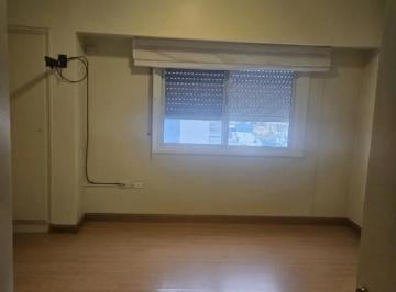 Departamento · 81m² · 3 Ambientes · 1 Cochera · Departamento en Venta - 2 Dorm. 1 Baño - Bahía Blanca