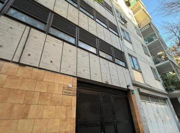 Garage · 2100m² · Cochera con Baulera en Caballito