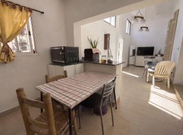 PH · 75m² · 5 Ambientes · Venta PH 5 Amb - Terraza - S/exp Parque Avellaneda