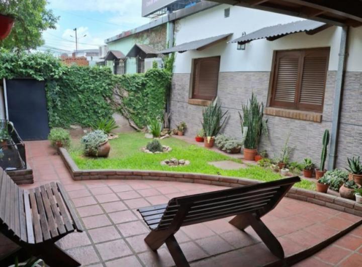 Casa · 70m² · 4 Ambientes · 1 Cochera