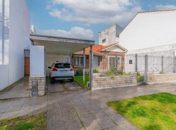 PH · 92m² · 3 Ambientes · 1 Cochera · Venta PH Tipo Casa Al Frente Jardin Parque Luro