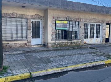 PH de 3 ambientes, Lomas de Zamora · PH 3 Ambientes con Cochera, Patio y Terraza | Entrada Independiente | Temperley Oeste