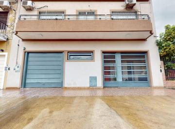Casa · 220m² · 6 Ambientes · 2 Cocheras · Casa 6 Ambientes en Venta en Llavallol