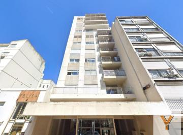 Departamento · 70m² · 3 Ambientes · Departamento en Venta - 2 Dorm. 1 Baño - 70 m² - Tandil