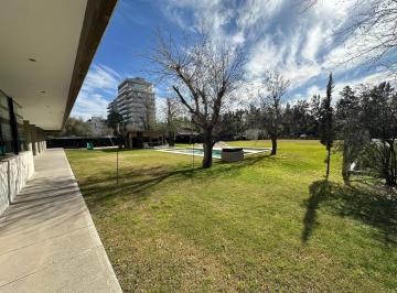 Departamento · 104m² · 3 Ambientes · 2 Cocheras · Departamento en Fisherton