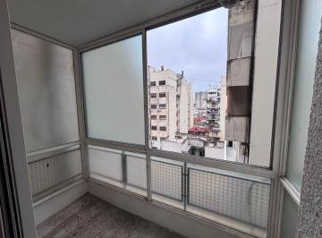 Departamento de 3 ambientes, Balvanera · 3 Amb + Dep Ctfte C/balcon Cerrado