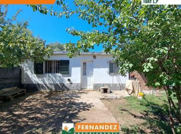Casa · 20m² · 1 Ambiente · 1 Cochera · Venta Monoambiente con Terreno en Toay