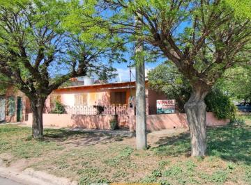 Casa · 100m² · 4 Ambientes · Vende Casa en Santa Rosa, La Pampa