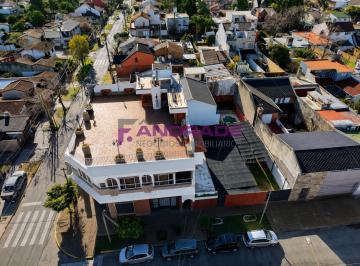 Edificio · 620m² · 8 Cocheras · Edificio Comercial 610 m² Cub. + Terreno 220 m² | Importante Esquina en Villa Luzuriaga