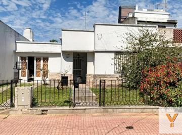 Casa · 114m² · 3 Ambientes · Casa en Venta - 2 Dorm. 1 Baño - 322.99 m - La Plata