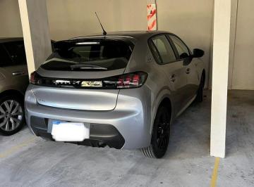 Garage , Saavedra · Cap. Gral Ramon Freire 3500 Cochera Fija y Cubierta. Acceso por Porton Electrico.