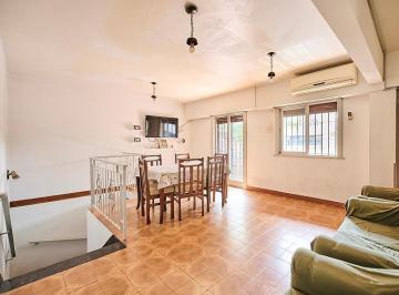 PH · 190m² · 4 Ambientes · 2 Cocheras · Departamento PH 4 Ambientes 2 Plantas Luminoso Impecable 2 Cocheras Balcon en Palermo