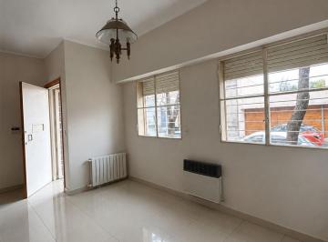 Casa · 171m² · 6 Ambientes · Casa en Venta en Pergamino Zona Centrica