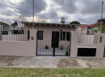 Casa · 40m² · 2 Ambientes · Casa en Alquiler Dos Ambientes Burzaco
