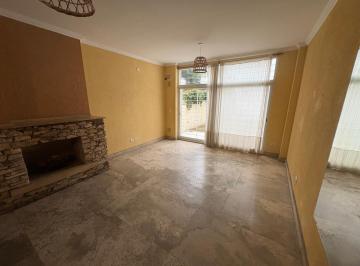 Casa · 130m² · 4 Ambientes · 1 Cochera · Casa - Florida Oeste
