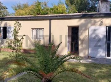Casa · 79m² · 3 Ambientes · 3 Cocheras · Casa Quinta en Venta en Los Talas