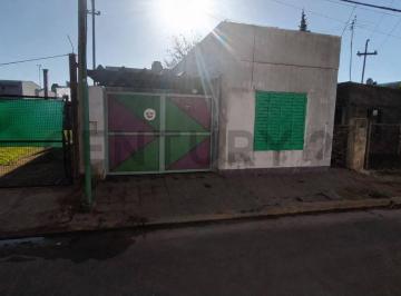 Casa · 136m² · 5 Ambientes · Casa en Venta de 3 Dorm. en La Plata
