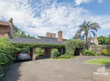 Casa · 368m² · 4 Ambientes · 4 Cocheras · Venta / Permuta - Casa 3 Dorm.. Jardín Piscina y Quincho - Fisherton, Rosario.