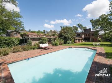 Casa · 368m² · 4 Ambientes · 4 Cocheras · Venta / Permuta - Casa 3 Dorm.. Jardín Piscina y Quincho - Fisherton, Rosario.