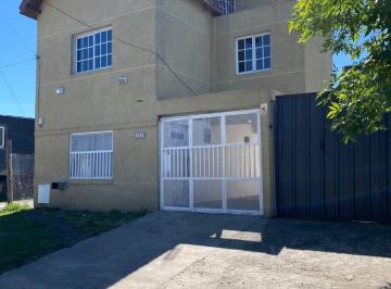 Casa de 4 ambientes, Mar del Plata · 24 Meses!, Amplio E Impecable Chalet de 4 Amb. en 3 Plantas C/cochera y Parrilla en Muy Buena Zona