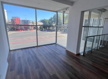 Oficina comercial · 100m² · Alquiler Oficina en El Corazon de Villa del Parque