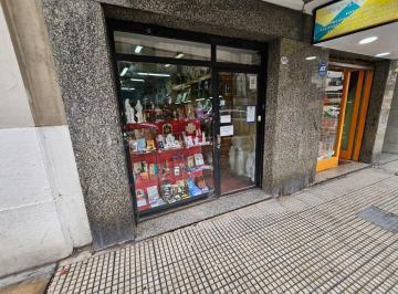 Local comercial , Recoleta · Barrio Norte m. T. de Alvear y Av Pueyrredon - Gran Transito Amplitud de Rubros Sotano