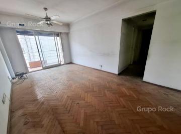 Departamento · 70m² · 4 Ambientes · Oportunidad 4 Amb en Belgrano