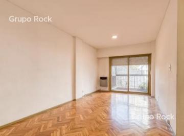 Departamento · 52m² · 3 Ambientes · 1 Cochera · 3 Ambientes con Cochera!