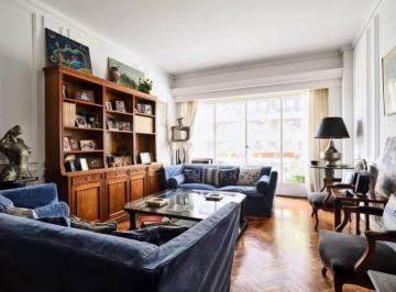 Departamento · 190m² · 5 Ambientes · 1 Cochera · Acepta Permuta 3 Ambientes con Cochera en Recoleta - Alvear 1800