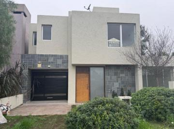 Casa de 10 ambientes, Córdoba · Venta Casa Campo de Vuelo 3 - 3 Dorm. + Cuarto de Servicio