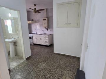 Distribucion · Monoambiente en Alquiler – Carapachay