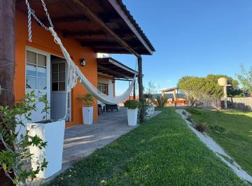 Casa · 210m² · 8 Ambientes · 3 Cocheras · Oportunidad! Complejo de Cabañas en Rama Caida S. R