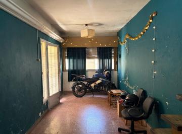PH de 3 ambientes, San Cristobal · Venta| San Cristóbal | 3 Ambientes| PH | Sin Expensas| 2 Terrazas Propias| Luminoso| a Refaccionar