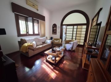 Casa de 5 ambientes, Villa Urquiza · Venta │villa Urquiza │casa de 5 Ambientes con Patio │parrilla │terraza