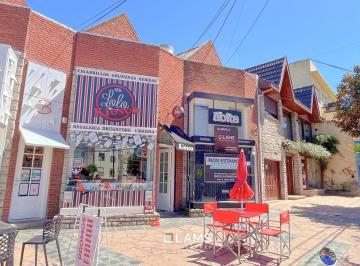 Local comercial · 68m² · Oportunidad Local en Alquiler Alem y R. Peña