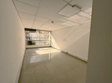 Oficina comercial · 92m² · Alquiler Oficina Centro Plaza Cagancha
