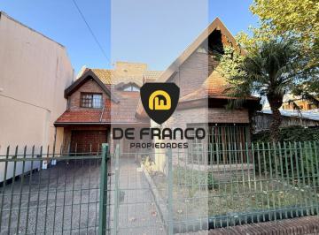 Casa · 115m² · 6 Ambientes · 2 Cocheras · Venta Casa en Bella Vista Pileta Quincho Parrilla