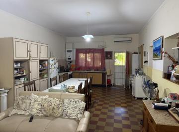 Casa · 150m² · 4 Ambientes · 1 Cochera · Casa en Gualeguaychu