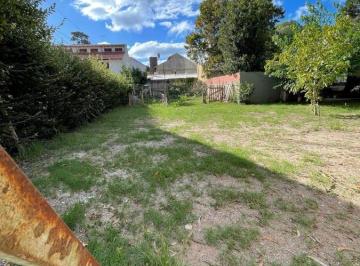 Terreno · 300m² · Excelente Lote