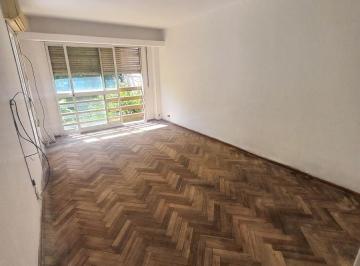 Departamento de 6 ambientes, Rosario · Alquiler - Sarmiento 400. 2/3 Dorm.. Patio