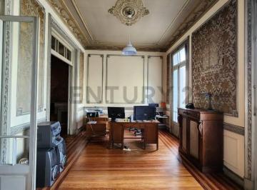 Departamento · 278m² · 8 Ambientes · Alquiler Apto Centro / Ideal Oficinas o Empresas, Al Frente con Balcón